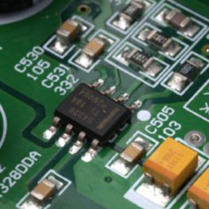 深圳三星貼片電容代理商：電腦主板上貼片電容大小怎么看？