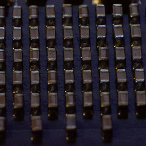 選擇汽車級貼片電容時需要考慮哪些因素？