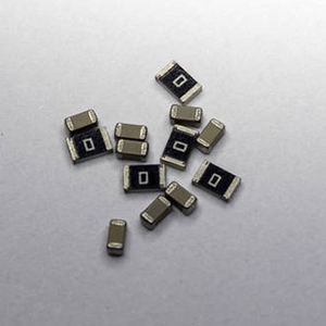 村田貼片電容如何應(yīng)對新能源工作時(shí)間延長問題？